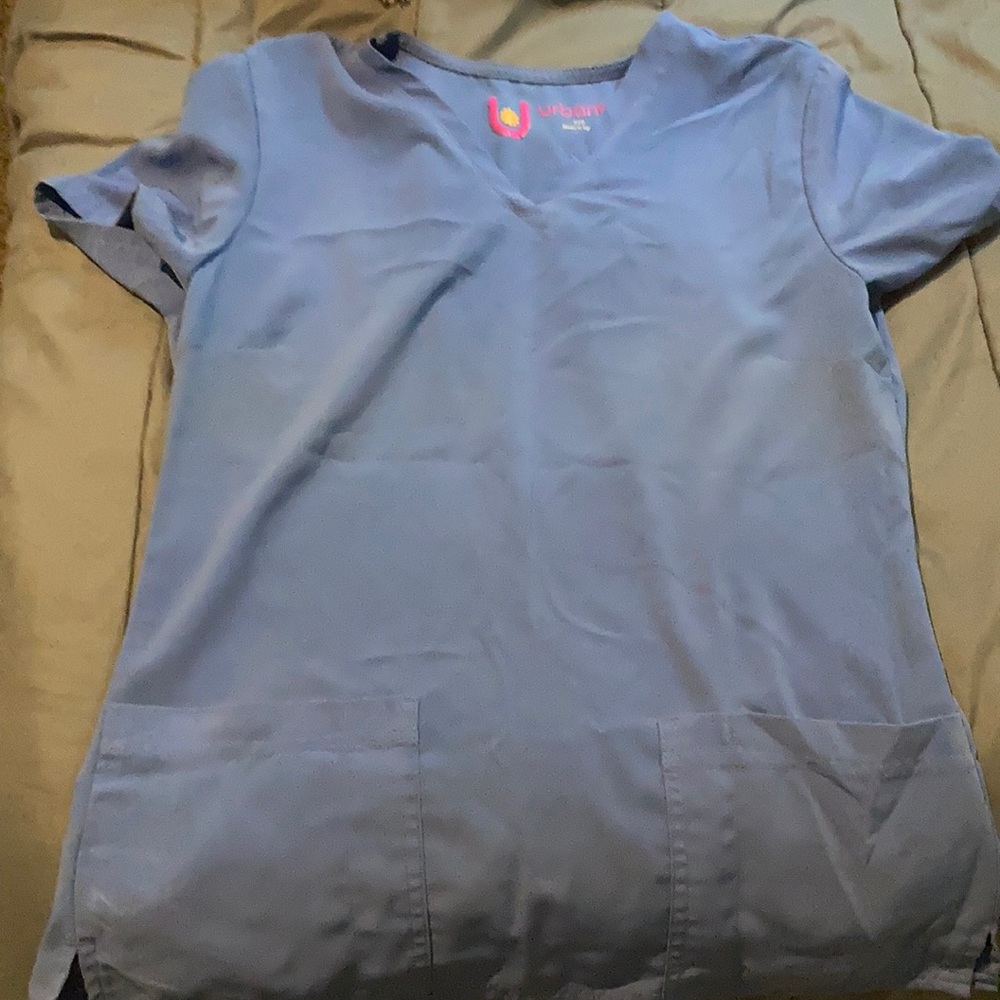 URBANE scrub top